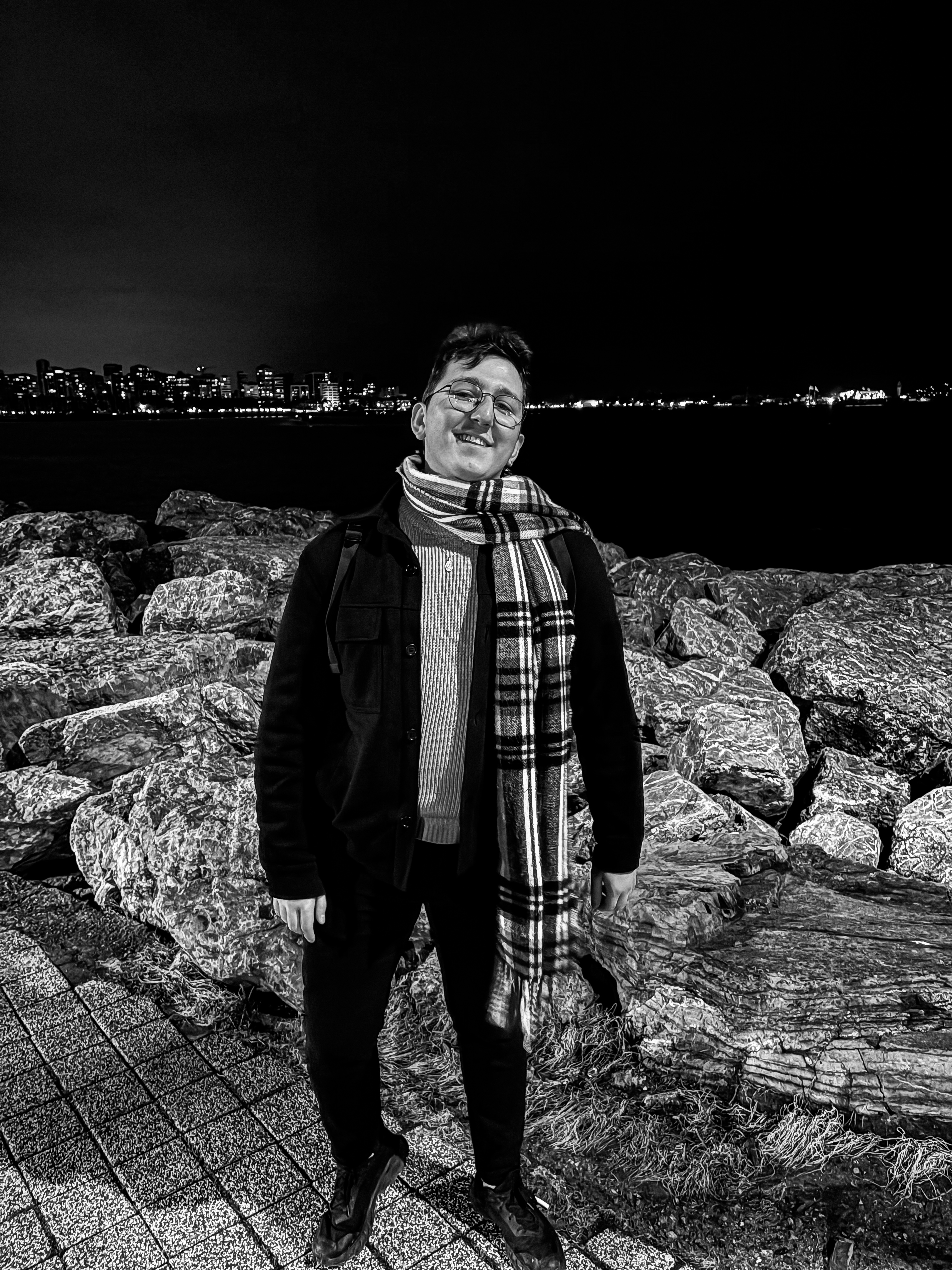 Siyah ve Beyaz — Berkay Doğan